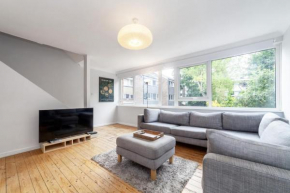 Peaceful Renovated 5BDR house wgarden